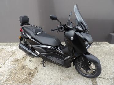 YAMAHA XMAX 300 Tech Max