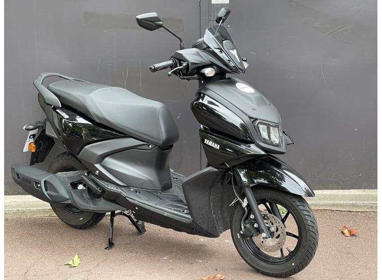 YAMAHA RayZR  125 - 298KM - GARANTIE CONSTRUCTEUR