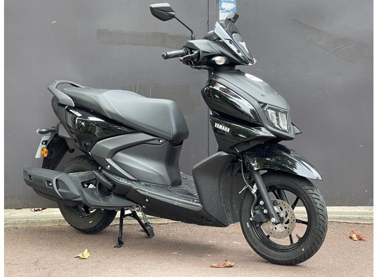 YAMAHA RayZR  125 - 298KM - GARANTIE CONSTRUCTEUR
