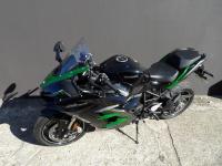 KAWASAKI Ninja H2 SX SE