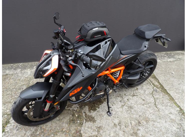 KTM 1290 SUPER DUKE R 1290 SUPERDUKE