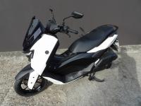 YAMAHA NMAX 125