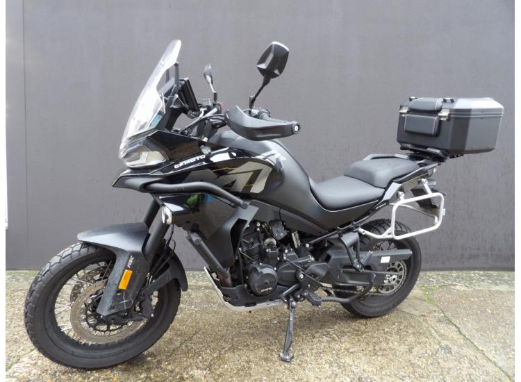 CF MOTO 800 MT EXPLORE
