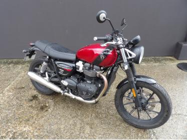 TRIUMPH SPEED TWIN 900