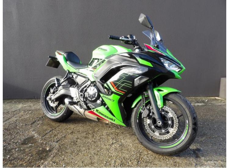 KAWASAKI NINJA 650 47.5