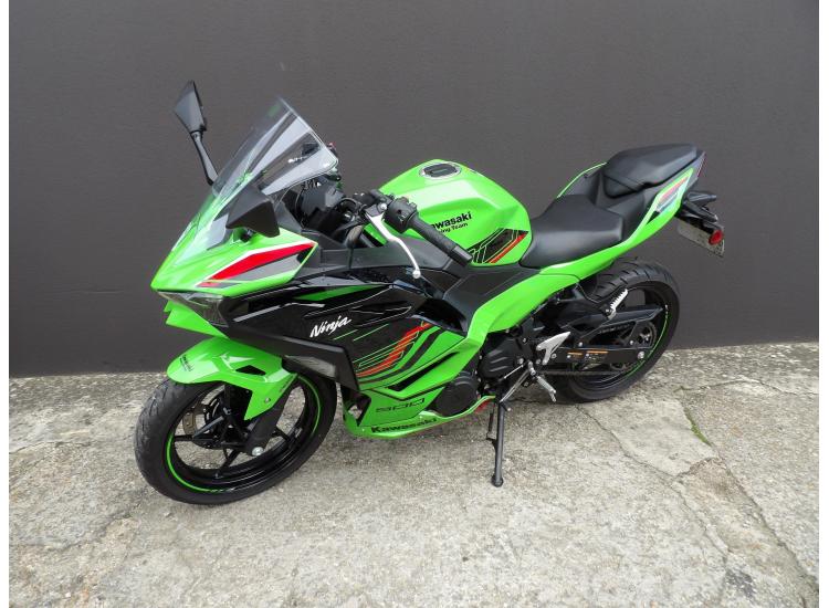 KAWASAKI NINJA 500 SE