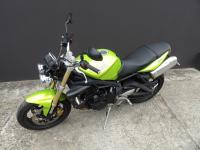 TRIUMPH STREET TRIPLE 675