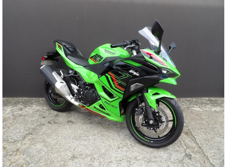 KAWASAKI NINJA 500 SE