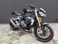 TRIUMPH SPEED TRIPLE 1200 RS