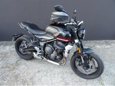 TRIUMPH TRIDENT 660