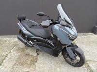 YAMAHA XMAX 300 Tech Max