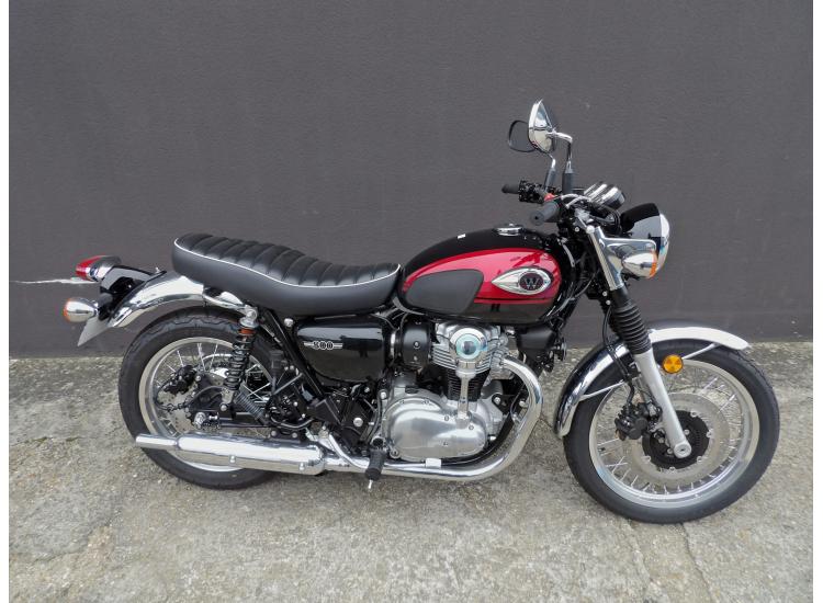 KAWASAKI W800 A2