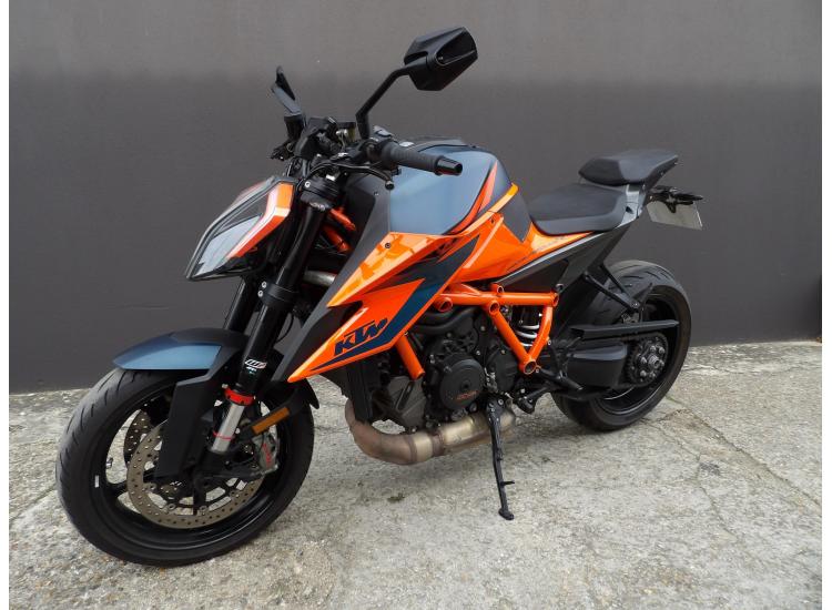 KTM 1290 SUPER DUKE R SUPERDUKE R SUPERDUKE 1290 R