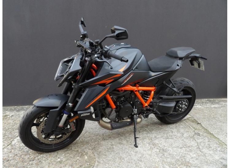 KTM 1390 SUPER DUKE R EVO