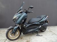 YAMAHA XMAX 300 Tech Max