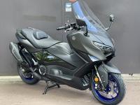 YAMAHA TMAX 560 STANDARD - 65KM - GARANTIE CONSTRUCTEUR