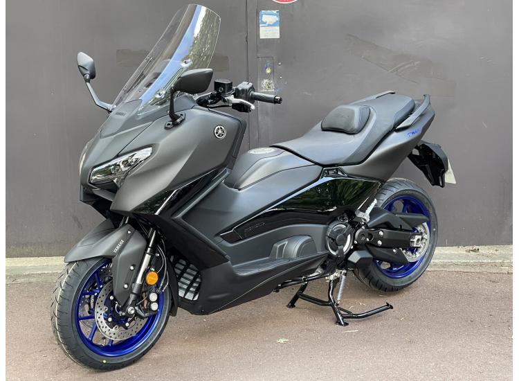 YAMAHA TMAX 560 STANDARD - 65KM - GARANTIE CONSTRUCTEUR