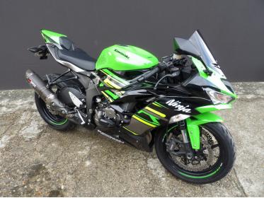 KAWASAKI Ninja ZX6R 636